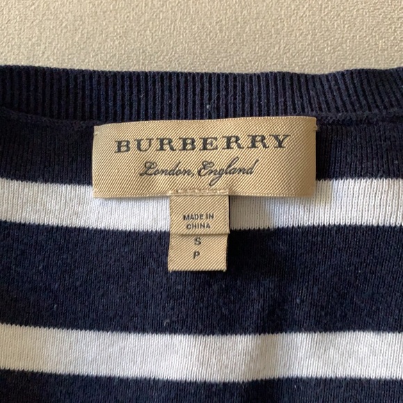 Burberry men’s top - Picture 2 of 5